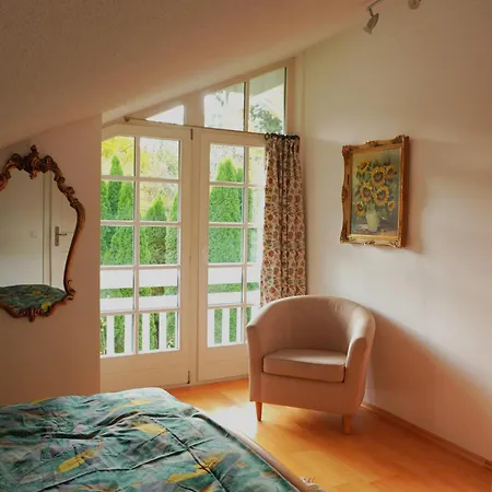Apartment De *